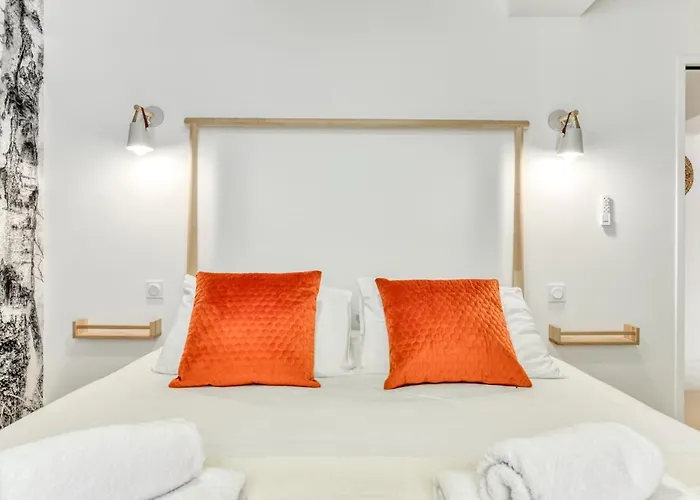 Daire Les De Laure - L'or Blanc, Avec Vue Sur Le Chateau, Climatisation, A 160 M De La Cite Medievale